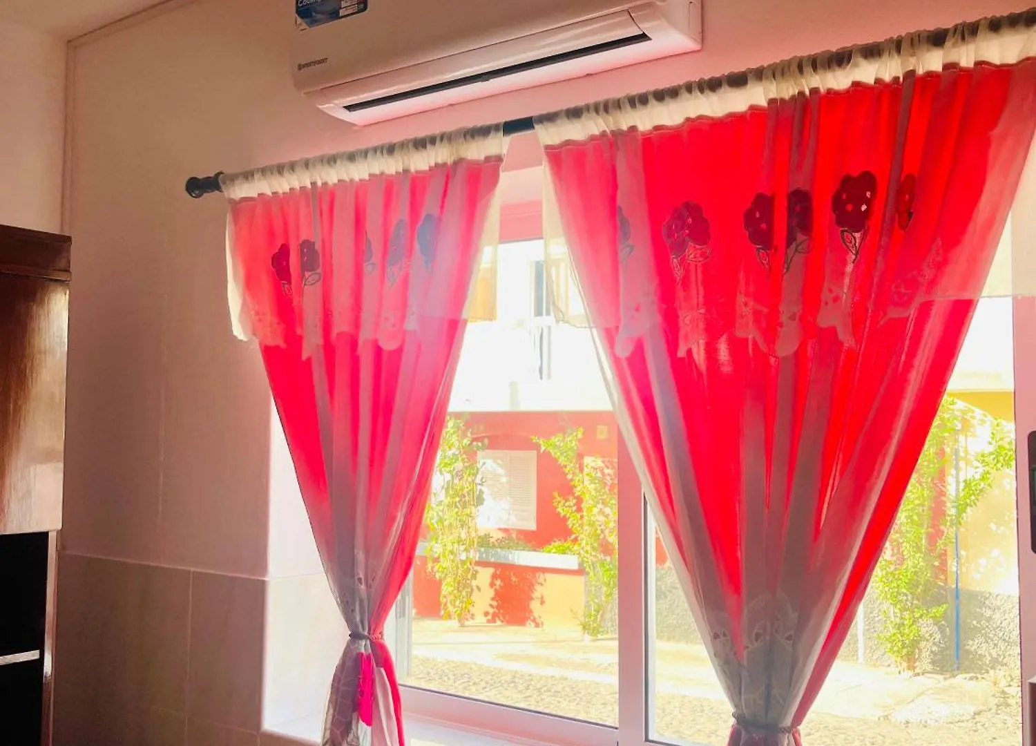 蓬塔杜索尔 Casa Bb&Djassi酒店 0*,  佛得角